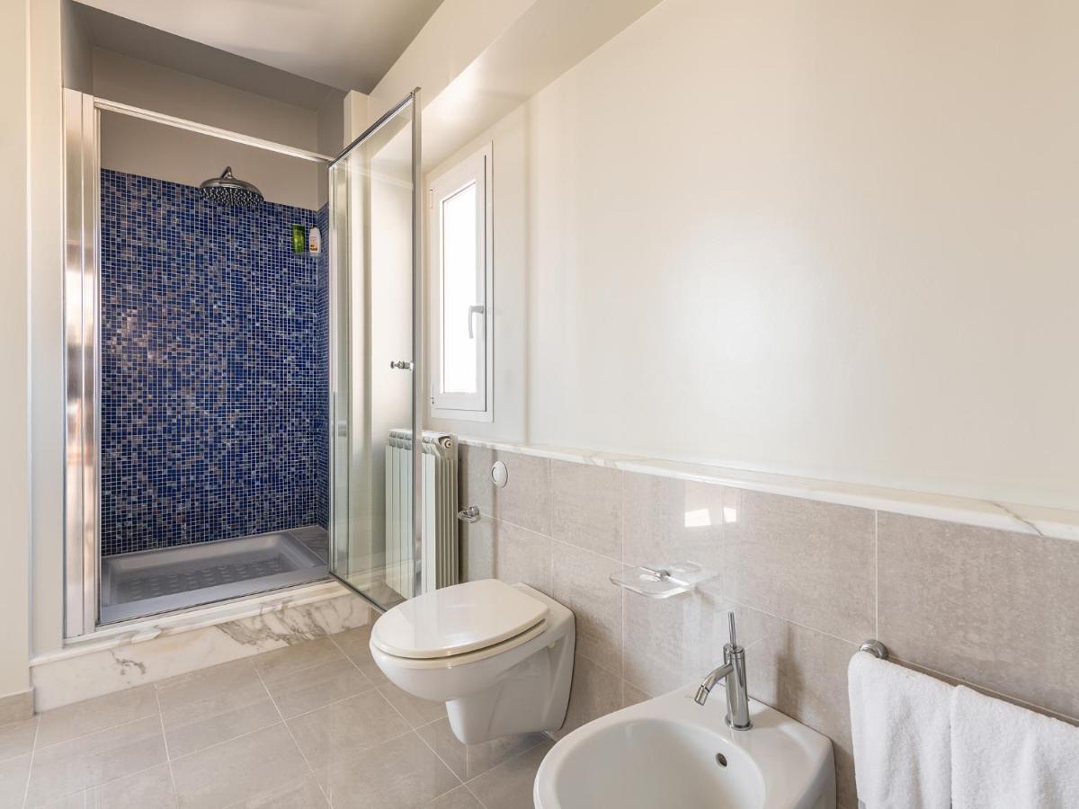 Penthouse Center Apartment Cagliari Exterior photo