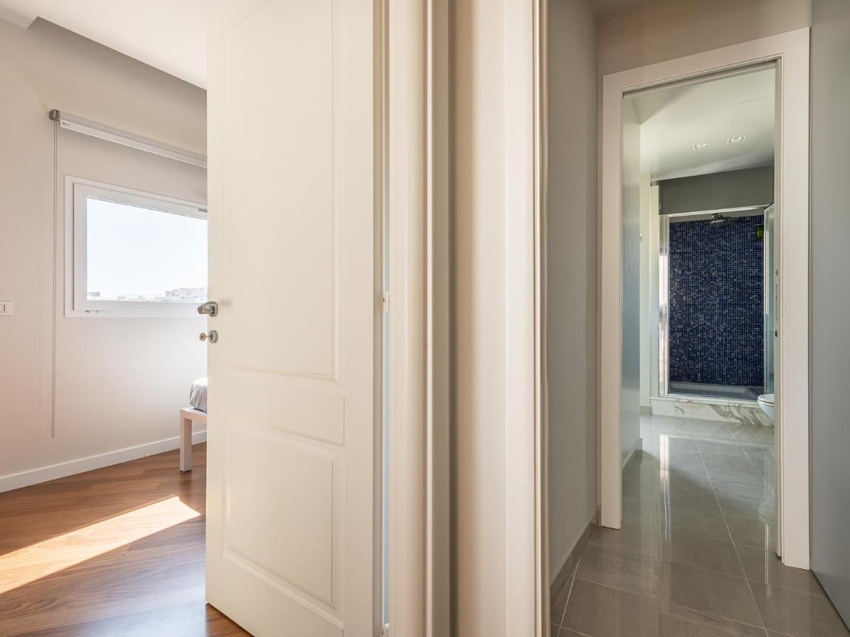 Penthouse Center Apartment Cagliari Exterior photo