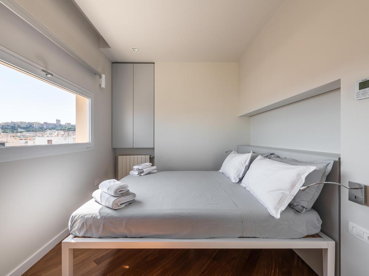 Penthouse Center Apartment Cagliari Exterior photo