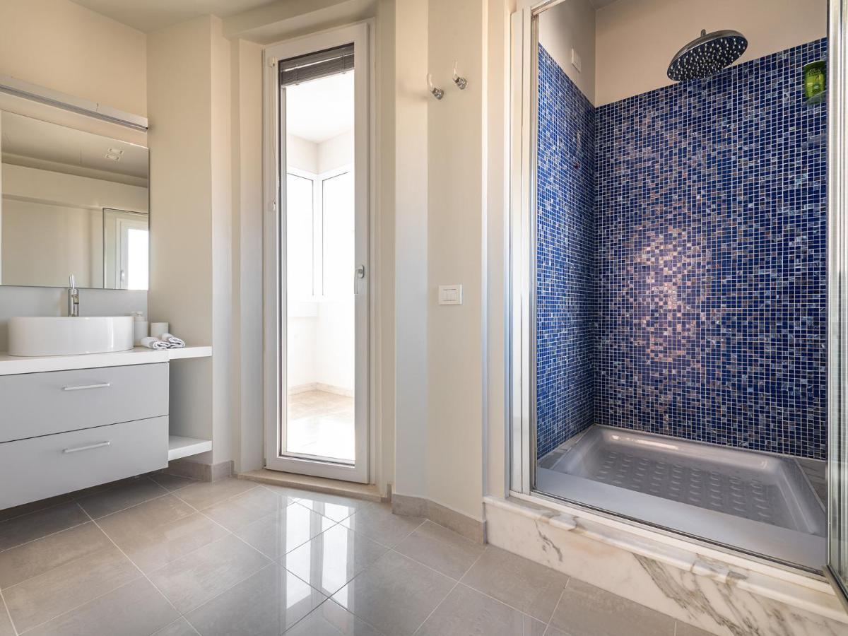 Penthouse Center Apartment Cagliari Exterior photo